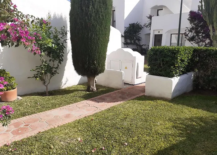 - Playa - 2 Con Terraza Y Jardin Al Lado Del Mar Jo6 * Estepona