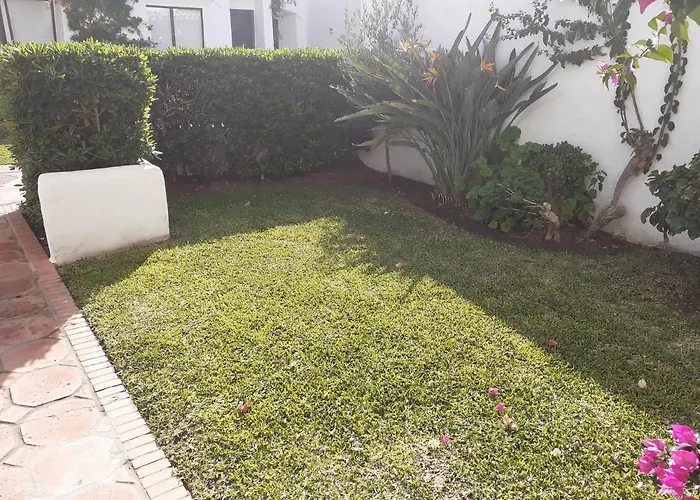 - Playa - 2 Con Terraza Y Jardin Al Lado Del Mar Jo6 Estepona